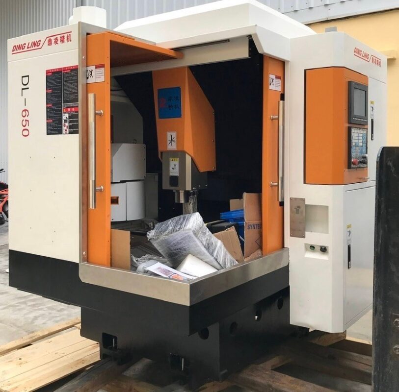 Scadel Rongsen MÁY KHẮC CNC DL-540-650-760 - Rongsen.com.vn